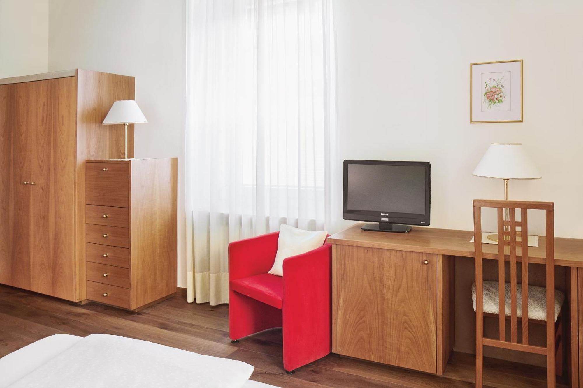 Hotel Sonnenhof Мерано Экстерьер фото
